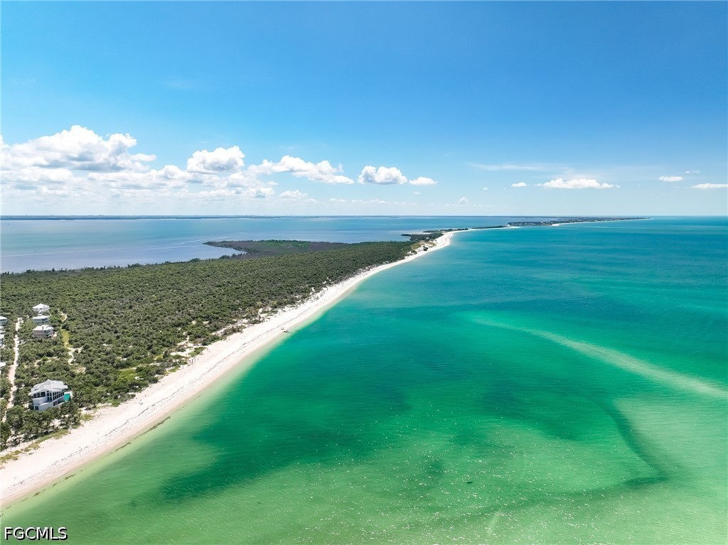 Residential for Sale in Upper Captiva, photo 20