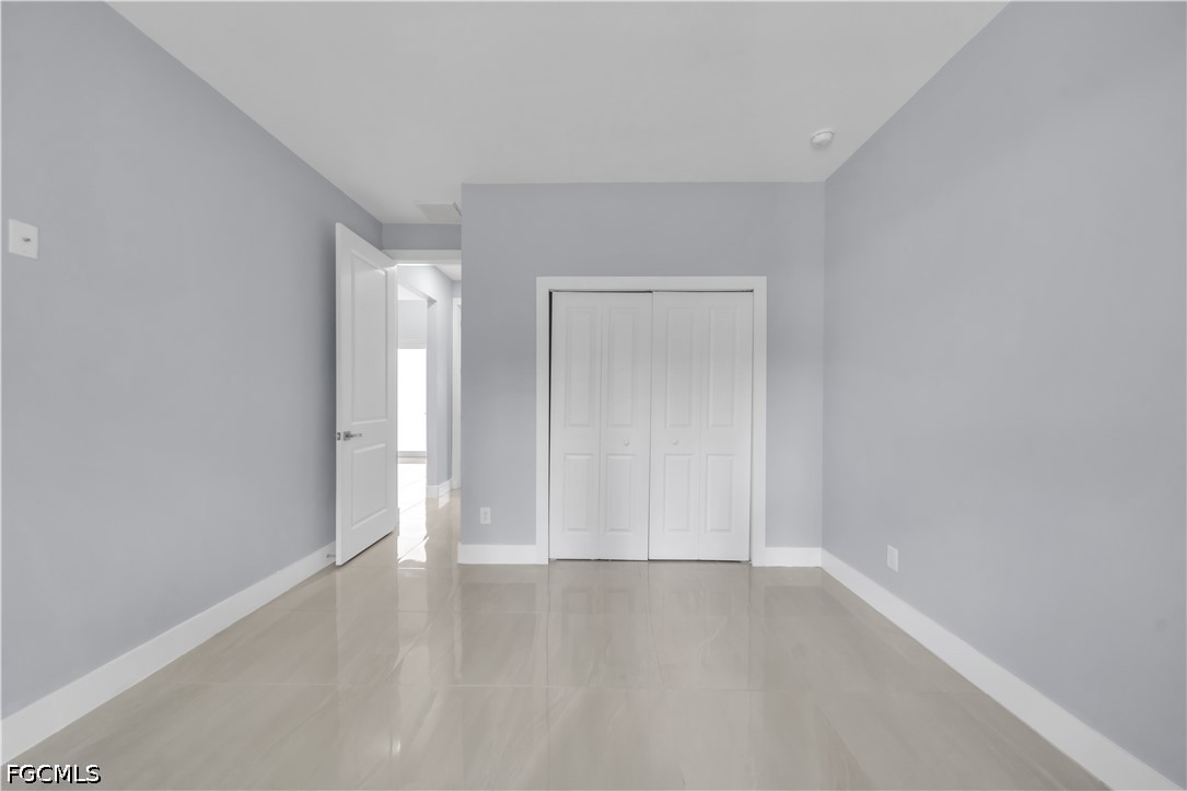 3 Bed SingleFamilyResidence for Sale in Lehigh Acres, photo 20