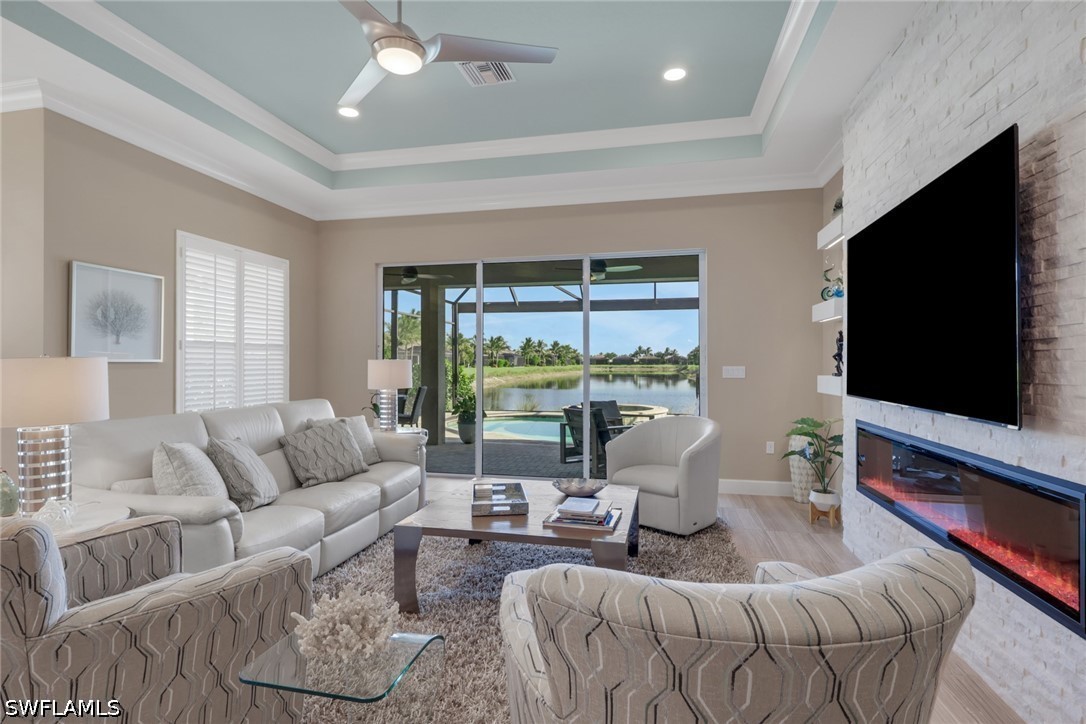 3 Bed Pool Home for Sale in Valencia Bonita, photo 20