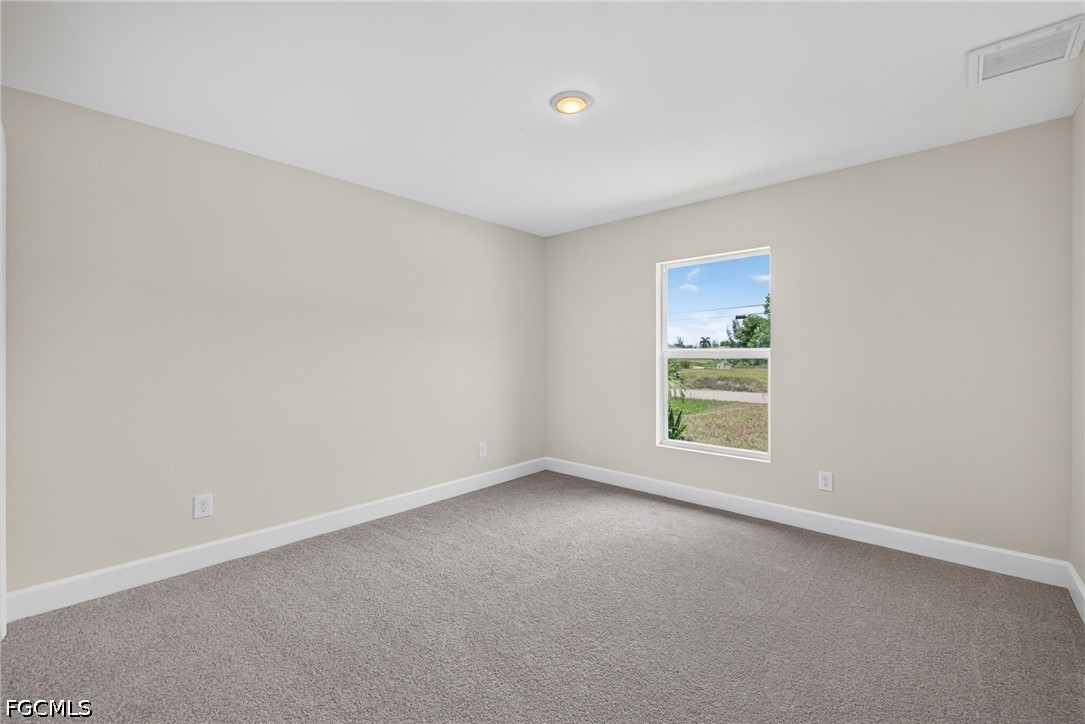 4 Bed SingleFamilyResidence for Sale in Cape Coral, photo 20
