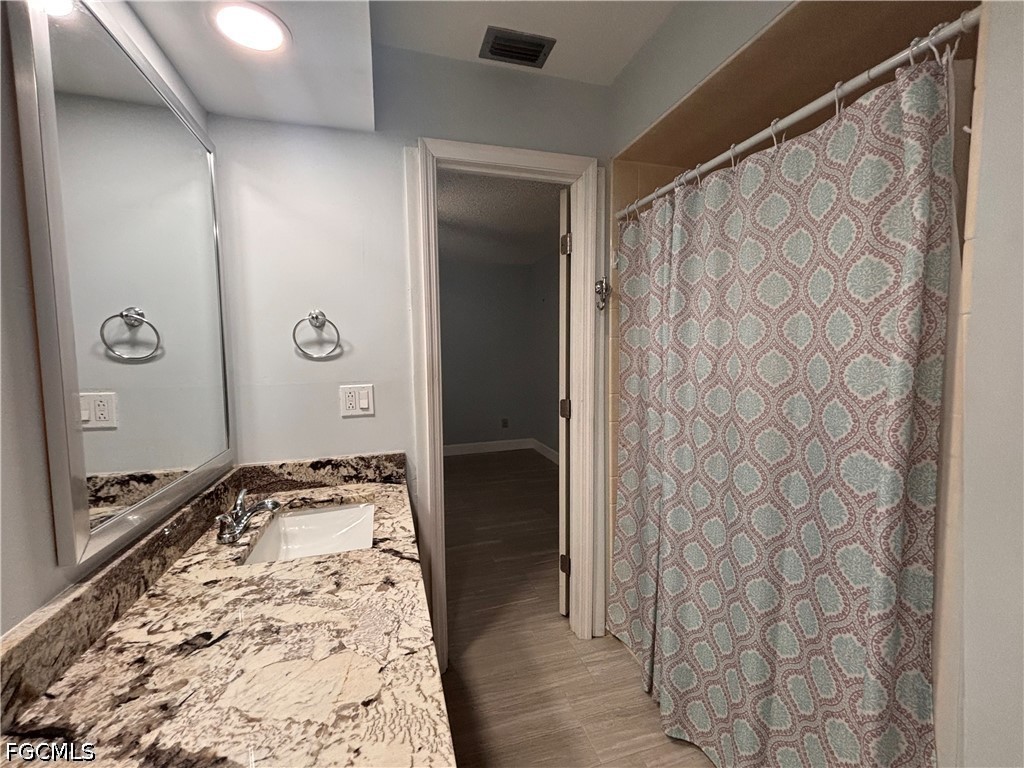 3 Bed SingleFamilyResidence for Sale in Lehigh Acres, photo 20