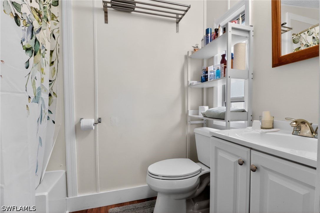 2 Bed ManufacturedHome for Sale in Naples, photo 20