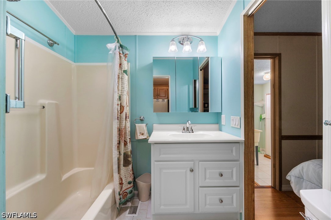 1 Bed ManufacturedHome for Sale in Estero, photo 20