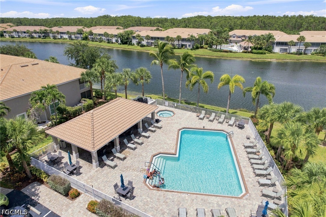 2 Bed Waterfront Home for Sale in Fort Myers, photo 20
