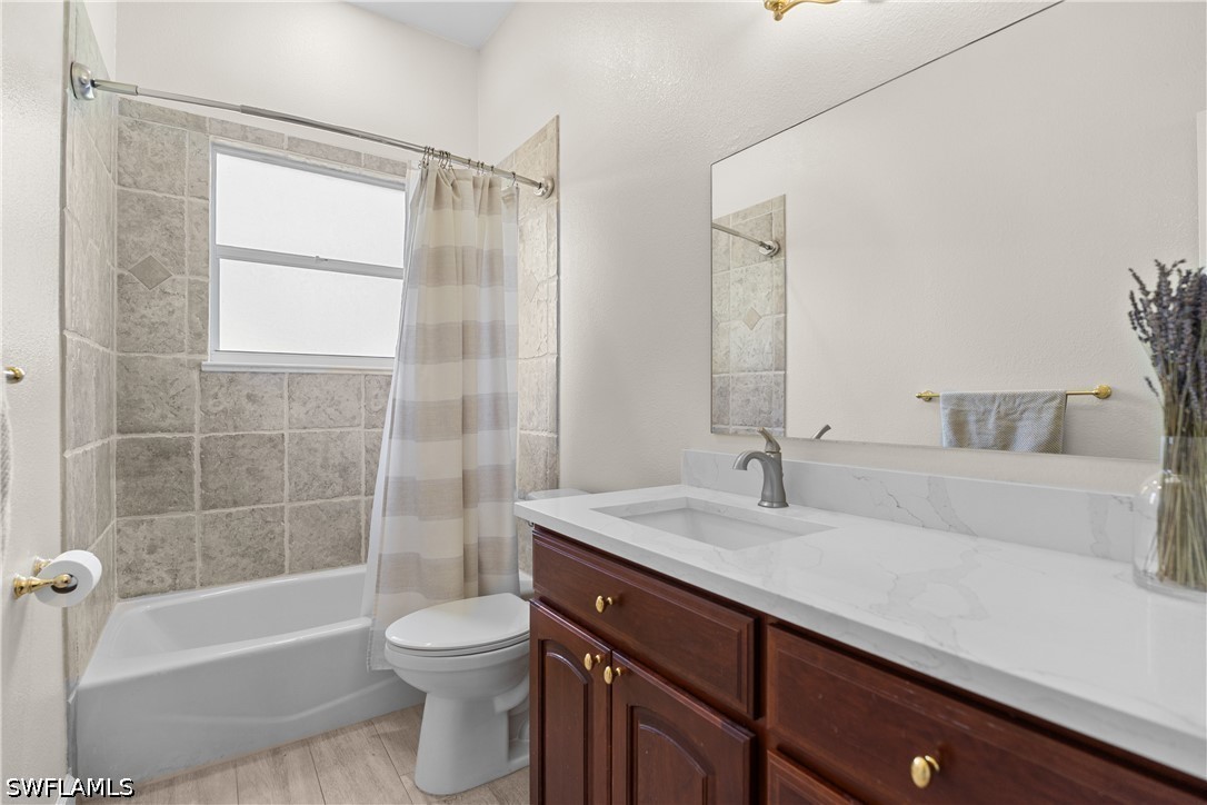 3 Bed Pool Home for Sale in Livingston Woods, photo 20