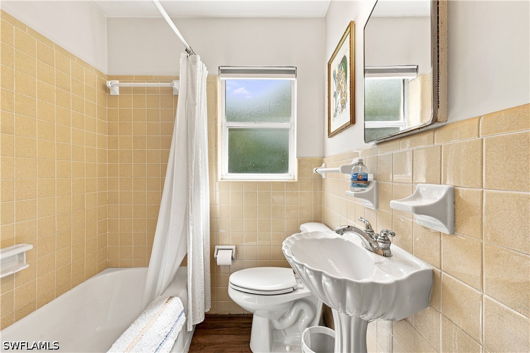 3 Bed SingleFamilyResidence for Sale in Naples, photo 20