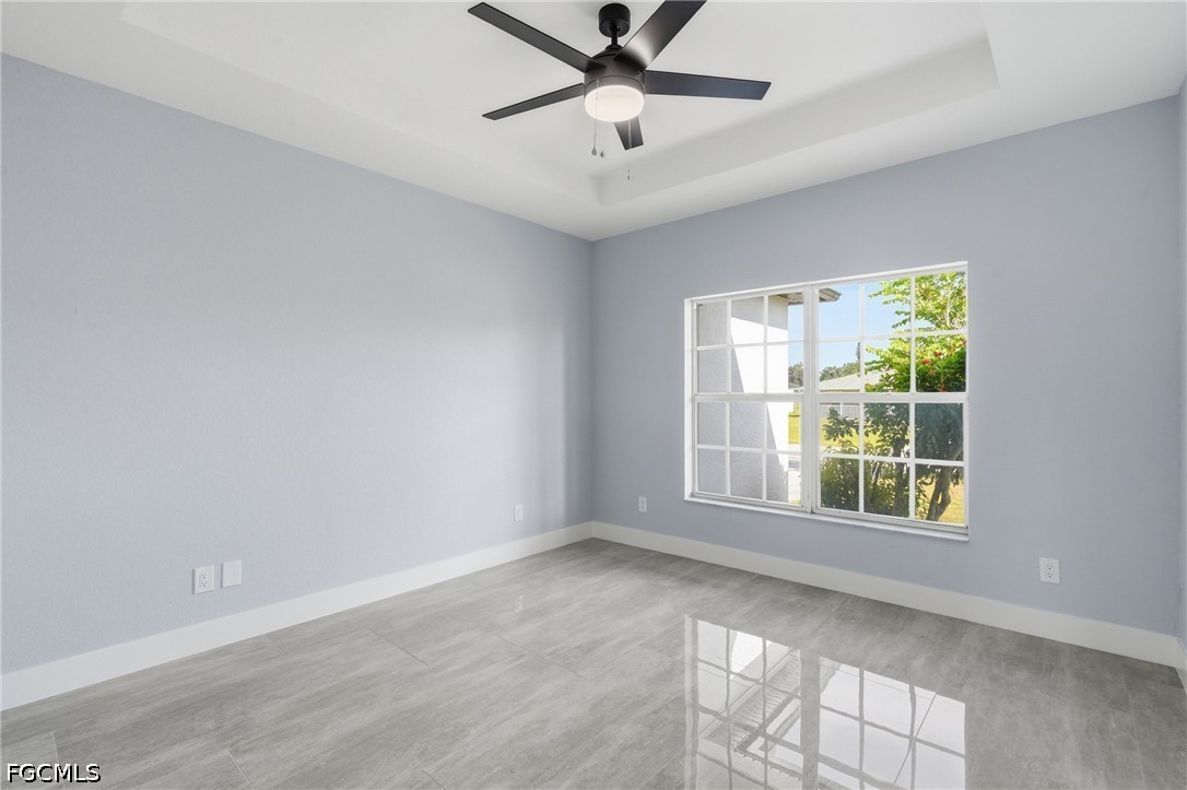 3 Bed SingleFamilyResidence for Sale in Port Labelle, photo 20