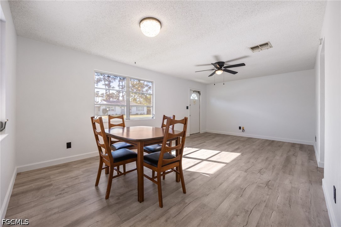 2 Bed Attached for Sale in Pinewood Condominium, photo 20