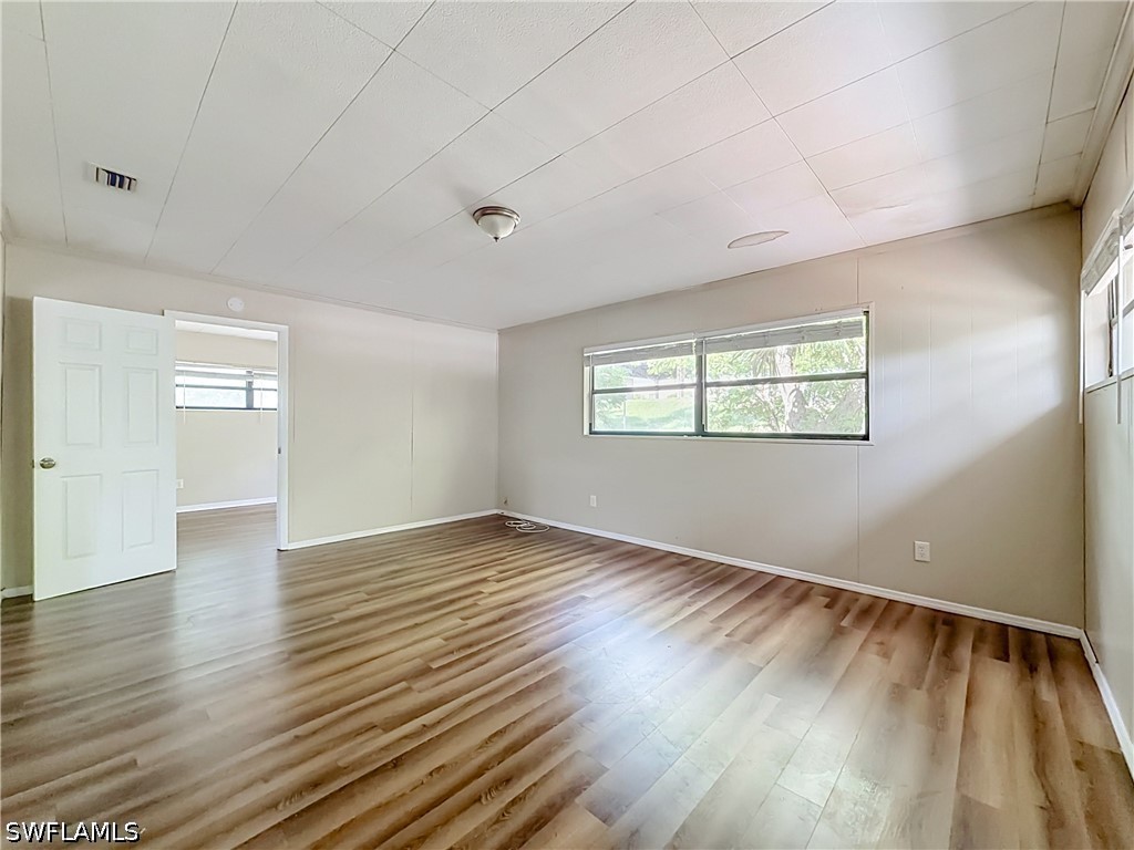 4 Bed SingleFamilyResidence for Sale in Not Applicable, photo 20