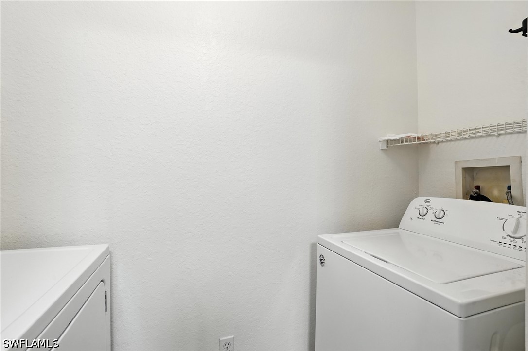 1 Bed Condominium for Sale in Naples, photo 20