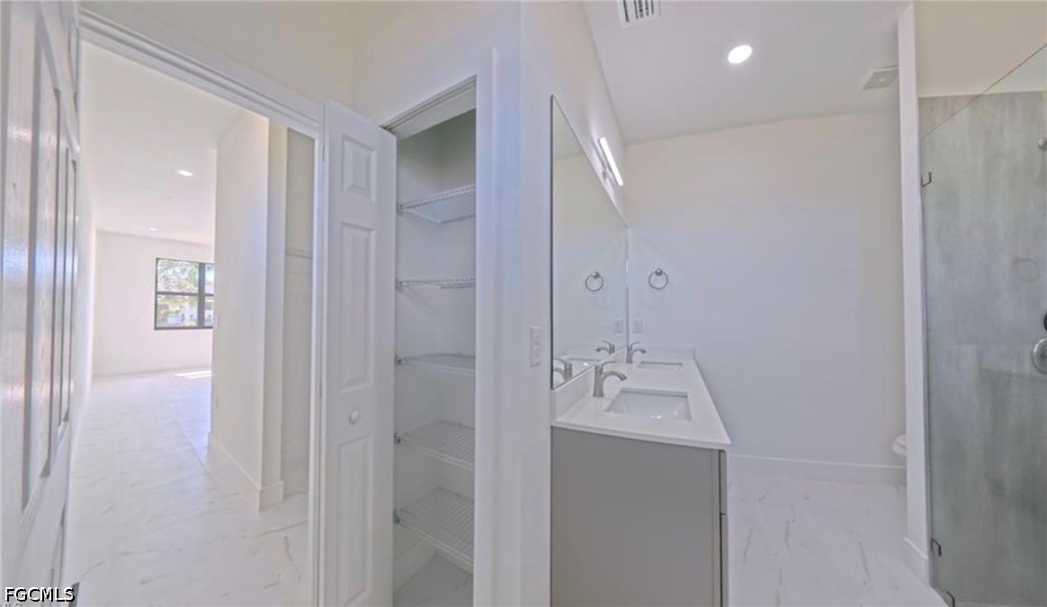 3 Bed SingleFamilyResidence for Sale in Lehigh Acres, photo 20