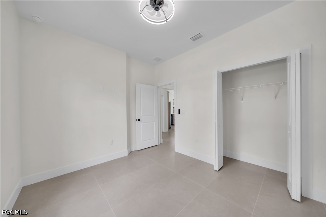 3 Bed SingleFamilyResidence for Sale in Lehigh Acres, photo 20