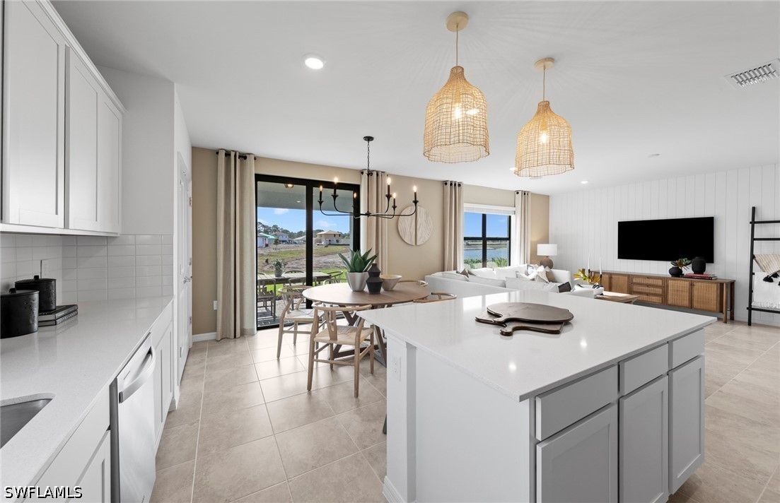 4 Bed SingleFamilyResidence for Sale in Whispering Lakes, photo 20