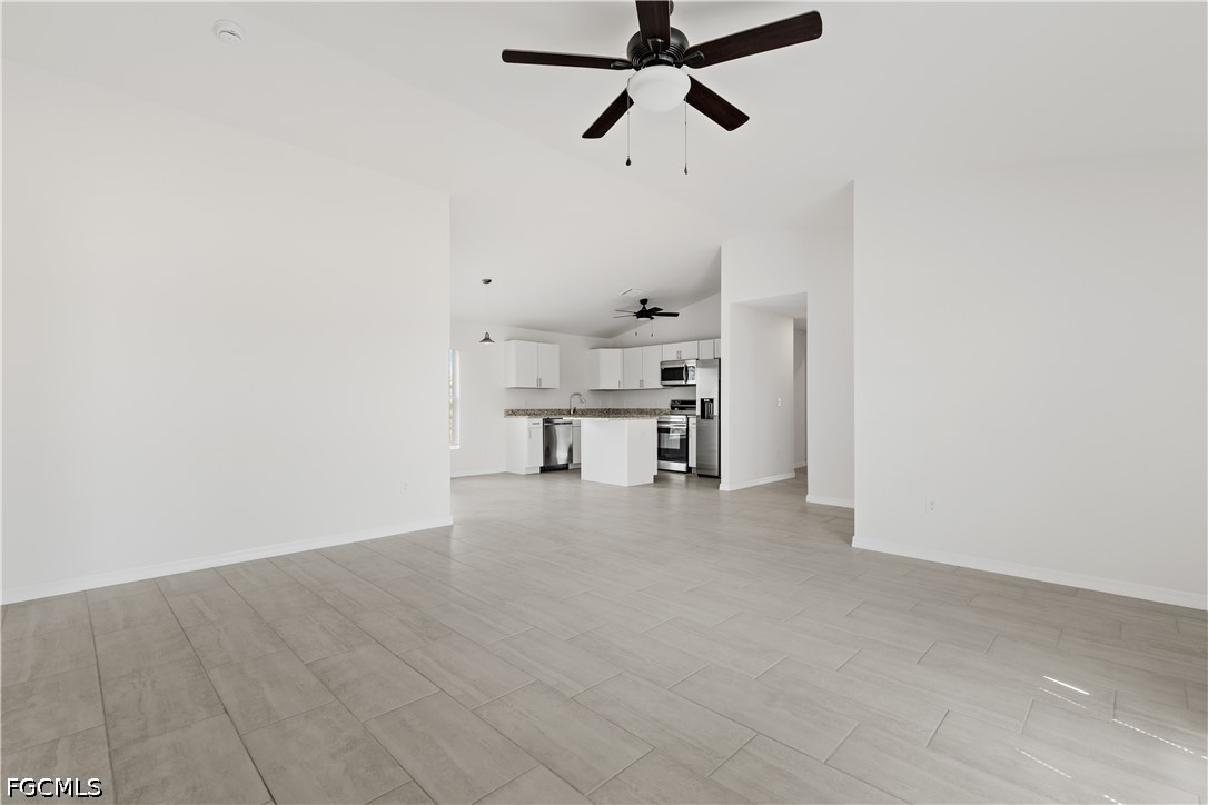 3 Bed Waterfront Home for Sale in Cape Coral, photo 20