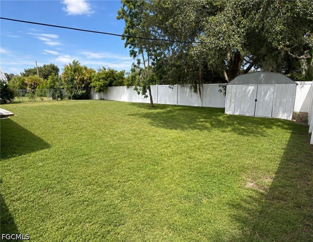 3 Bed SingleFamilyResidence for Sale in Port Charlotte, photo 20