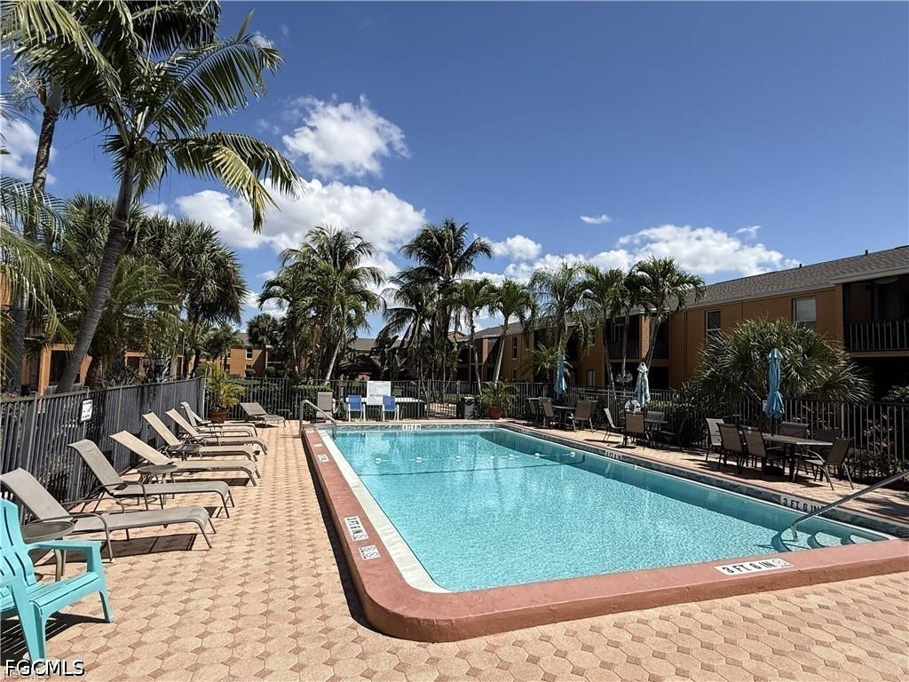 2 Bed Condominium for Sale in Fort Myers, photo 20