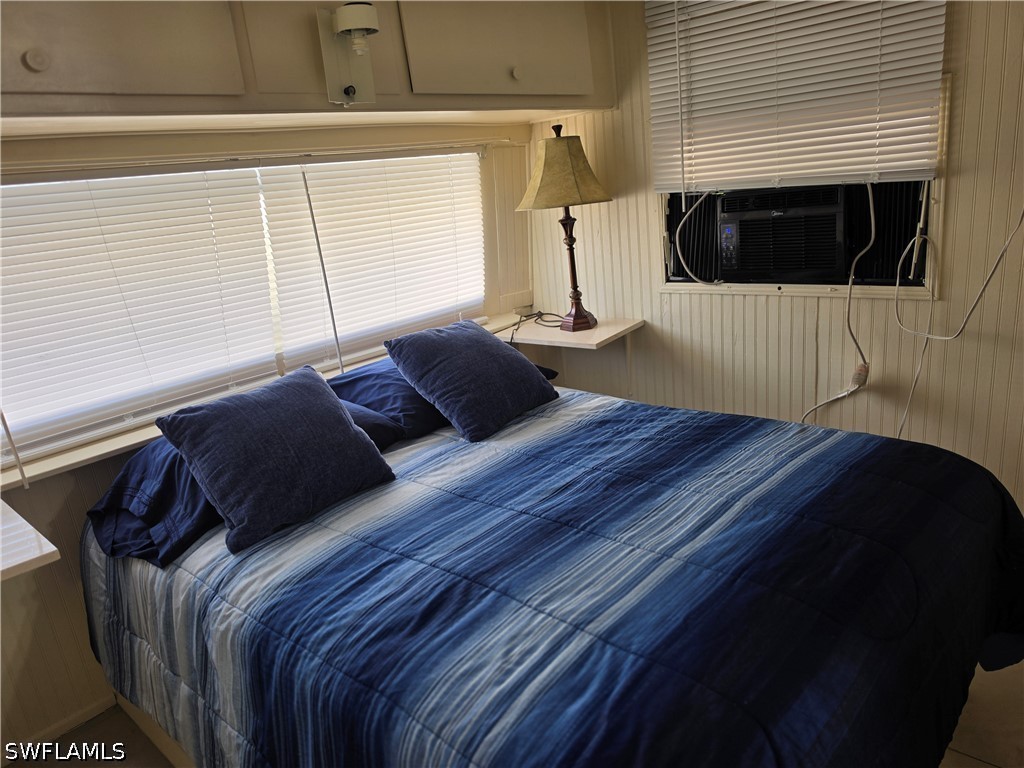 2 Bed ManufacturedHome for Sale in Naples, photo 20