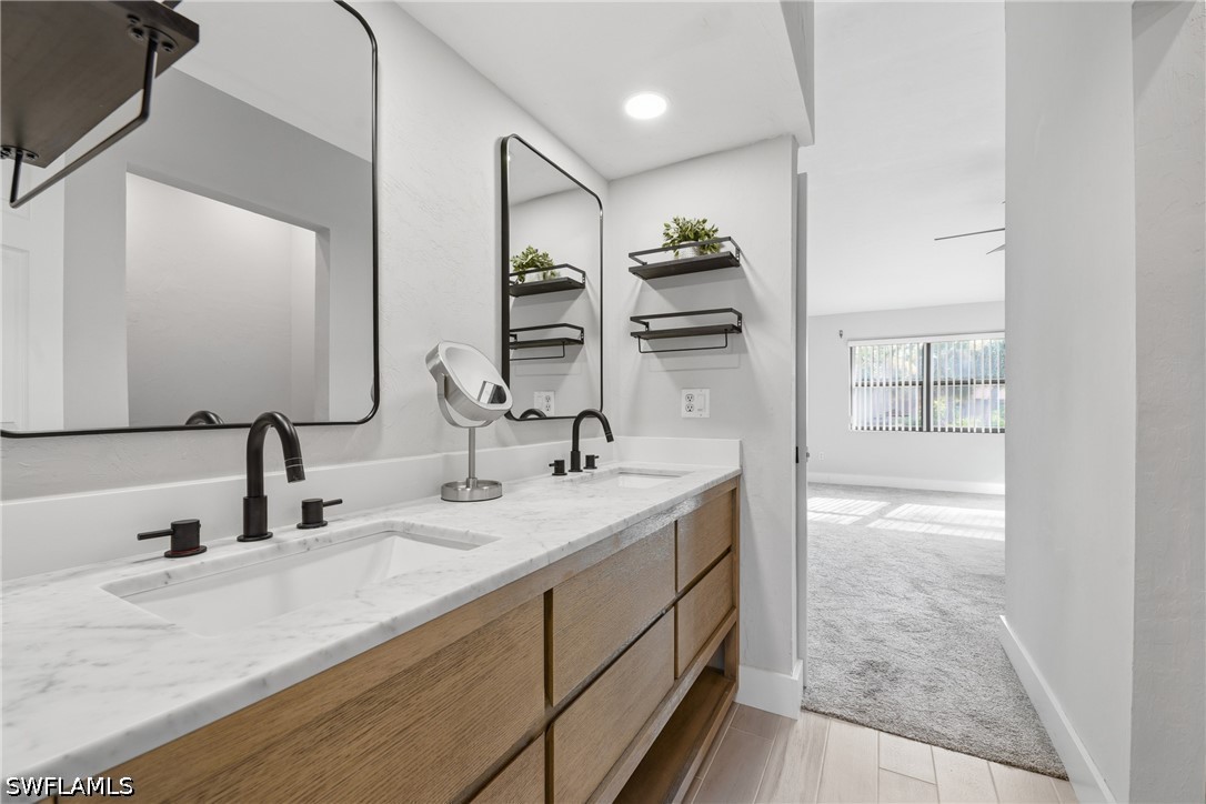 2 Bed Condominium for Sale in Coach House, photo 20
