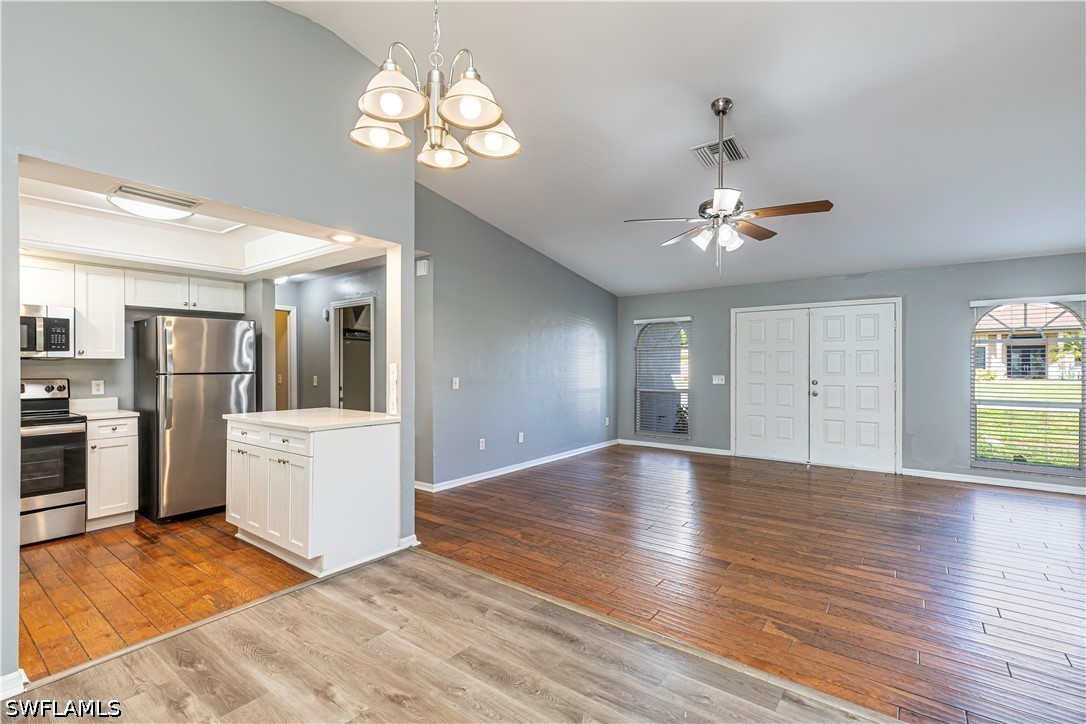 3 Bed SingleFamilyResidence for Sale in Cape Coral, photo 20