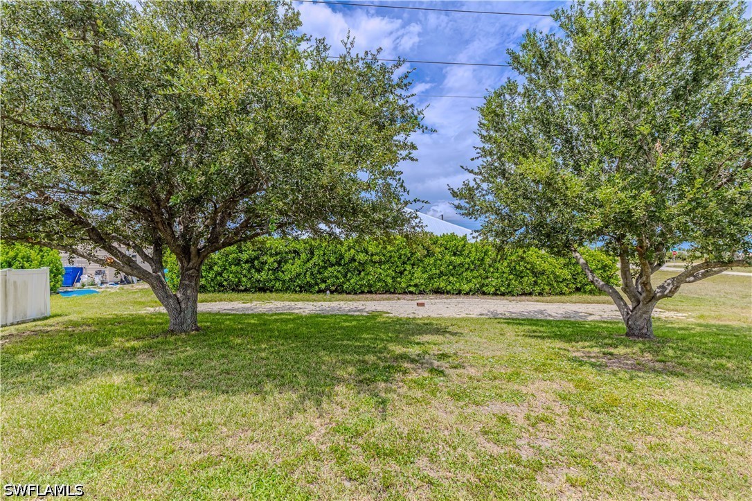 3 Bed SingleFamilyResidence for Sale in Cape Coral, photo 20