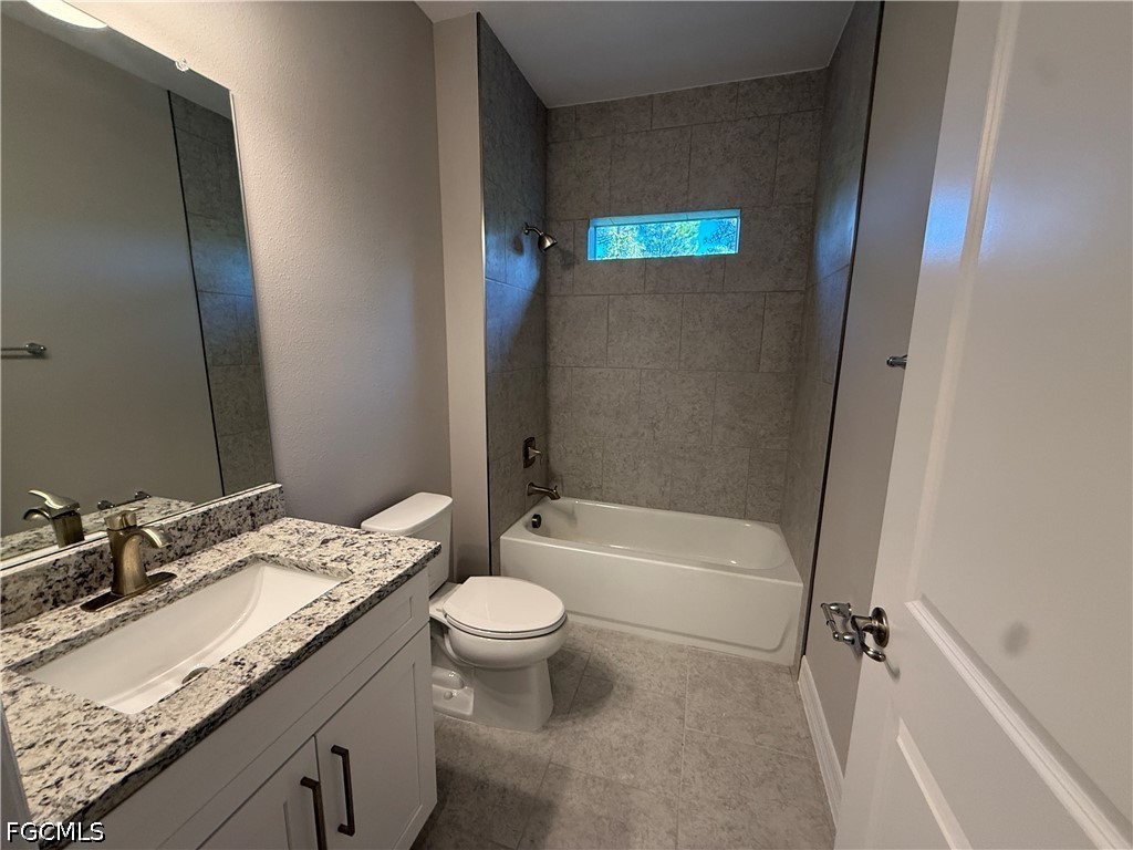 3 Bed SingleFamilyResidence for Sale in Lehigh Acres, photo 20