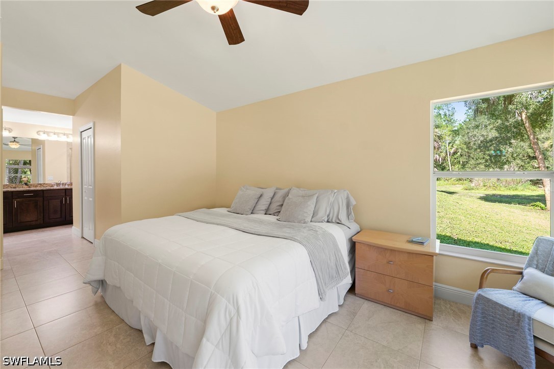 3 Bed SingleFamilyResidence for Sale in Naples, photo 20