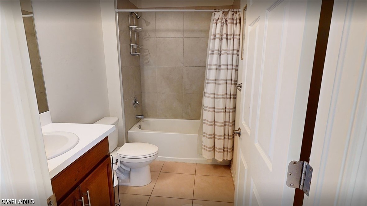 4 Bed SingleFamilyResidence for Sale in Cape Coral, photo 20