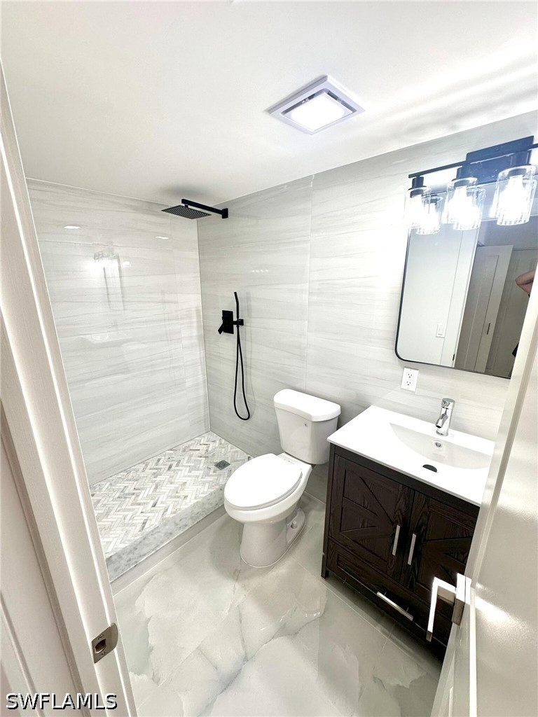 3 Bed SingleFamilyResidence for Sale in Naples, photo 20