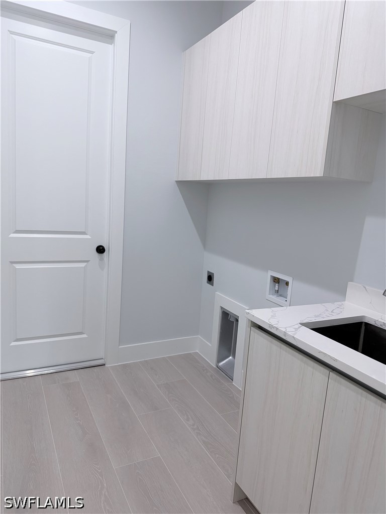 3 Bed SingleFamilyResidence for Sale in Naples, photo 20