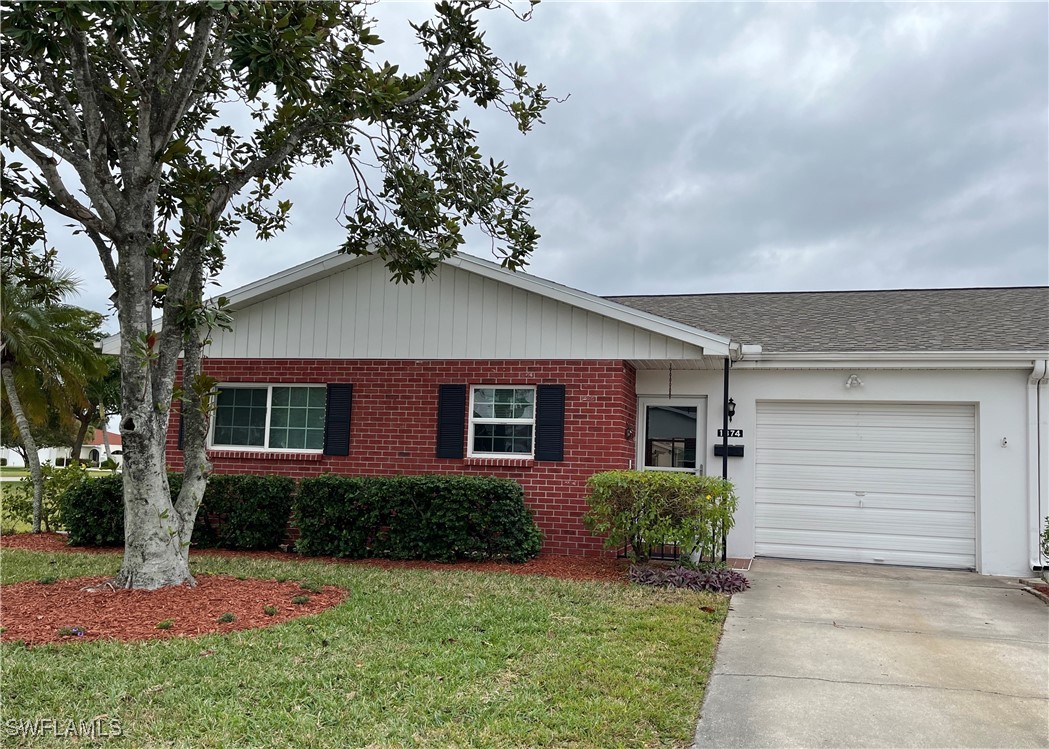 2 Bed Attached for Sale in Fort Myers, photo 3