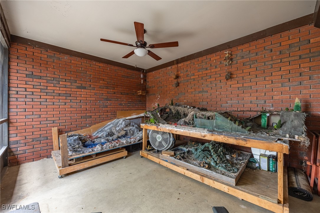 3 Bed SingleFamilyResidence for Sale in Fort Denaud, photo 3