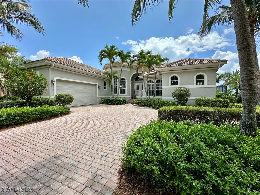 4 Bed Pool Home for Sale in Emerson Square, photo 3