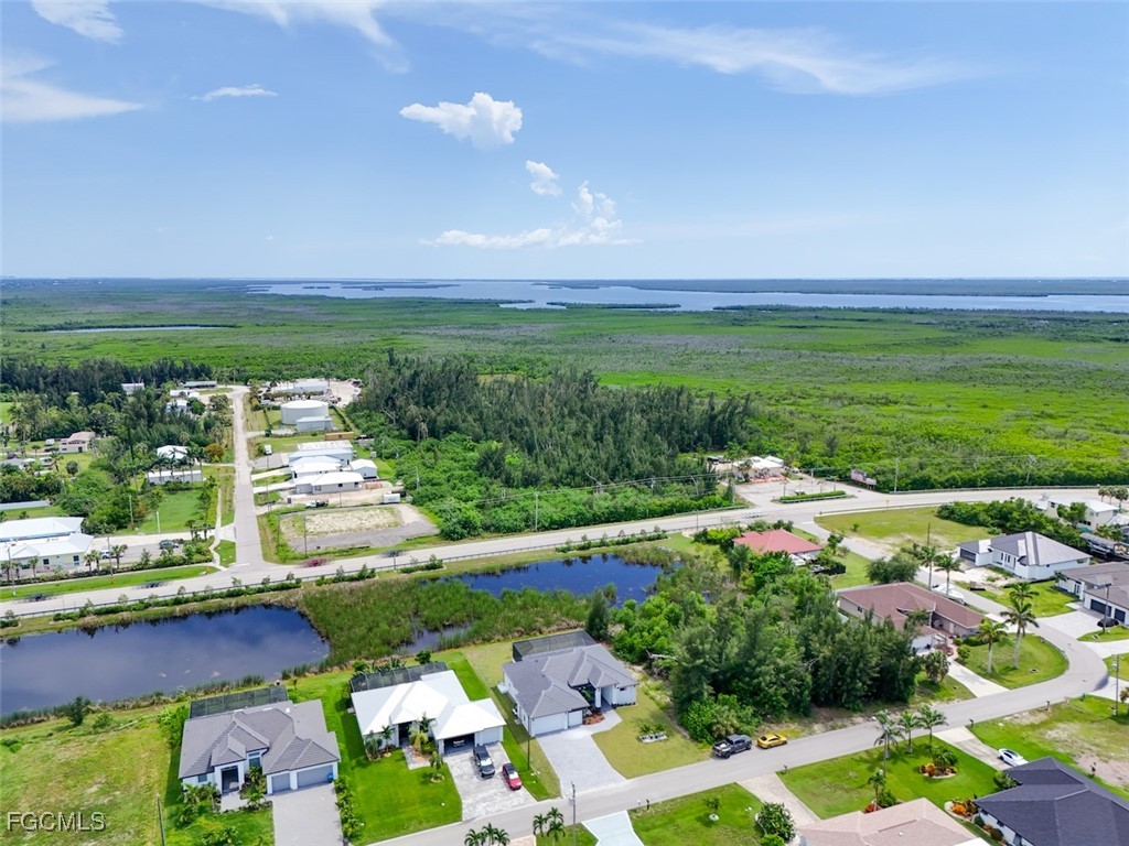 4 Bed Pool Home for Sale in Cape Coral, photo 3