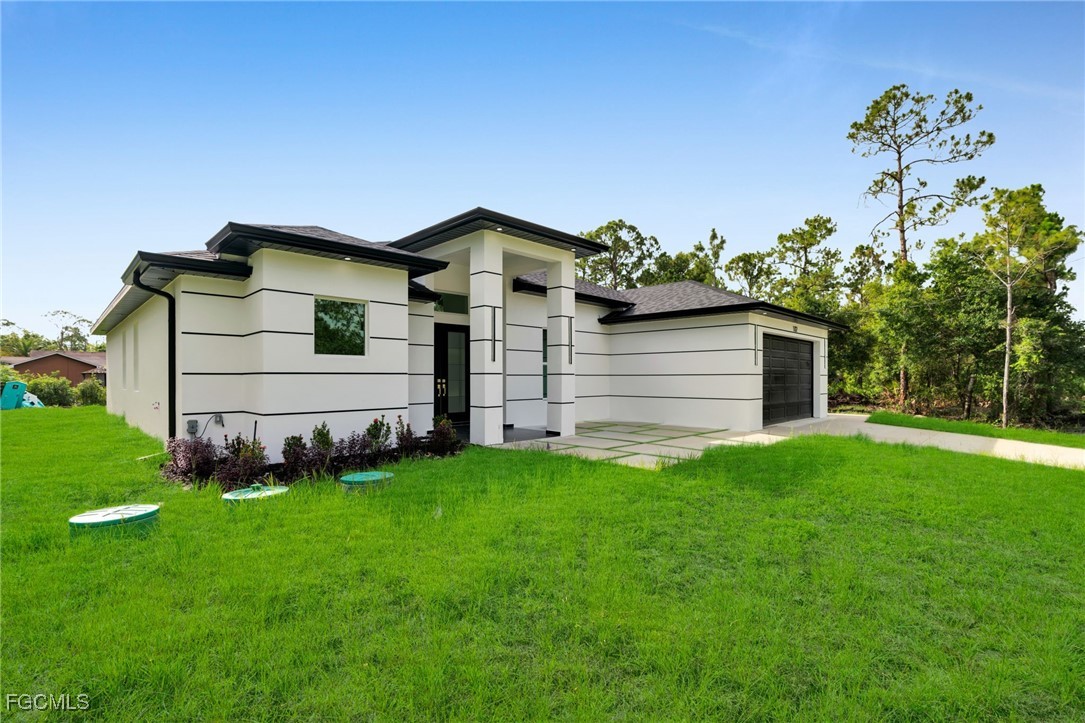 4 Bed SingleFamilyResidence for Sale in Lehigh Acres, photo 3