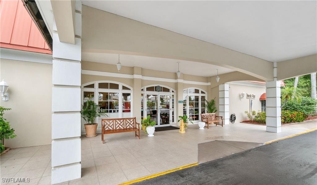 1 Bed Condominium for Sale in Naples, photo 3