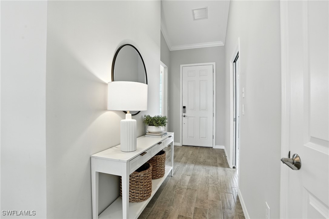 2 Bed Condominium for Sale in Fort Myers, photo 3