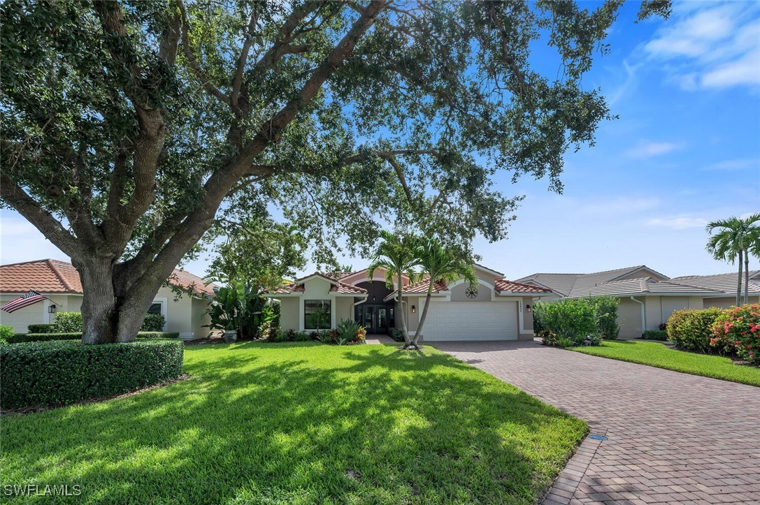 3 Bed Pool Home for Sale in Longshore Lake, photo 3