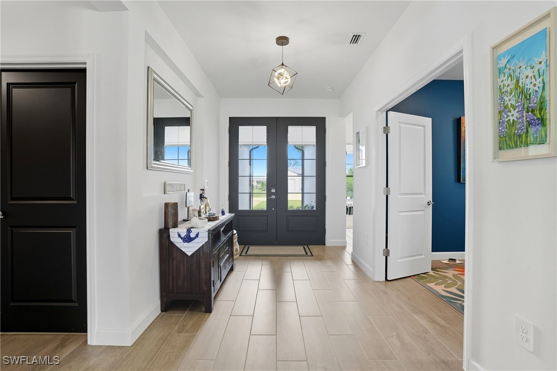 3 Bed Waterfront Home for Sale in Estero, photo 3