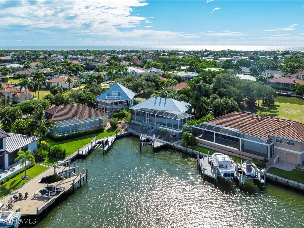 3 Bed Pool Home for Sale in Collier Bay, photo 3