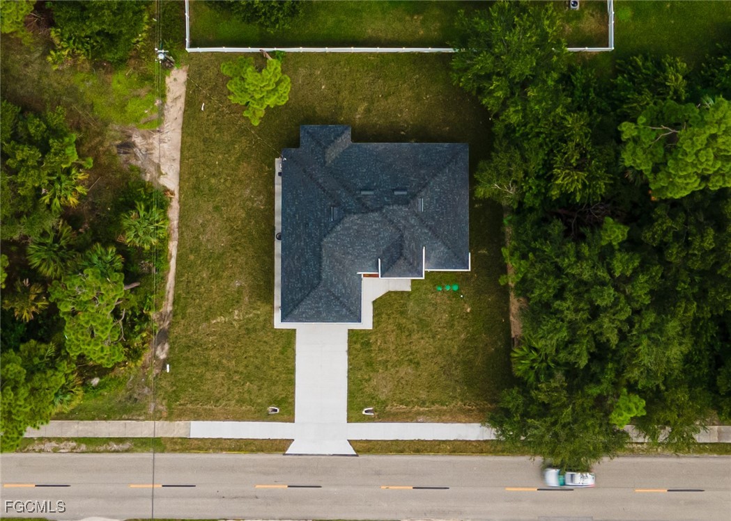 3 Bed SingleFamilyResidence for Sale in Lehigh Acres, photo 3
