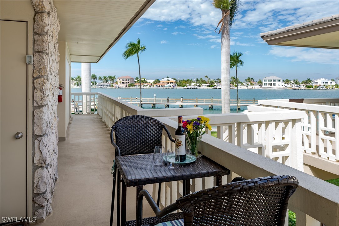 2 Bed Waterfront Home for Sale in Marco Island, photo 3