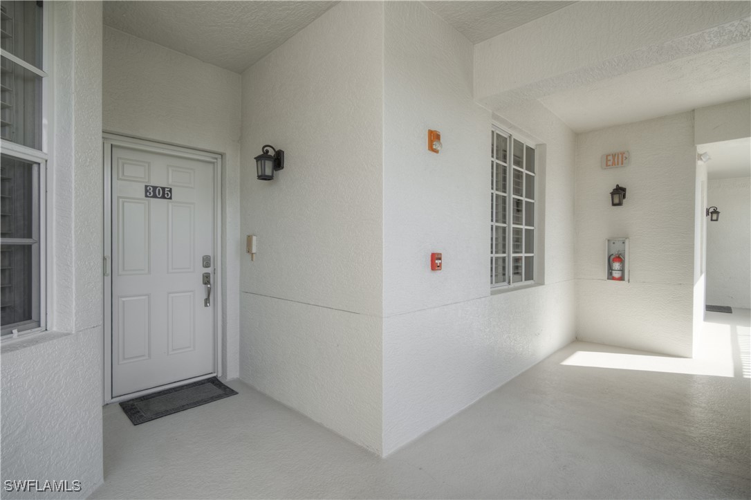 2 Bed Waterfront Home for Sale in Island Sound, photo 3