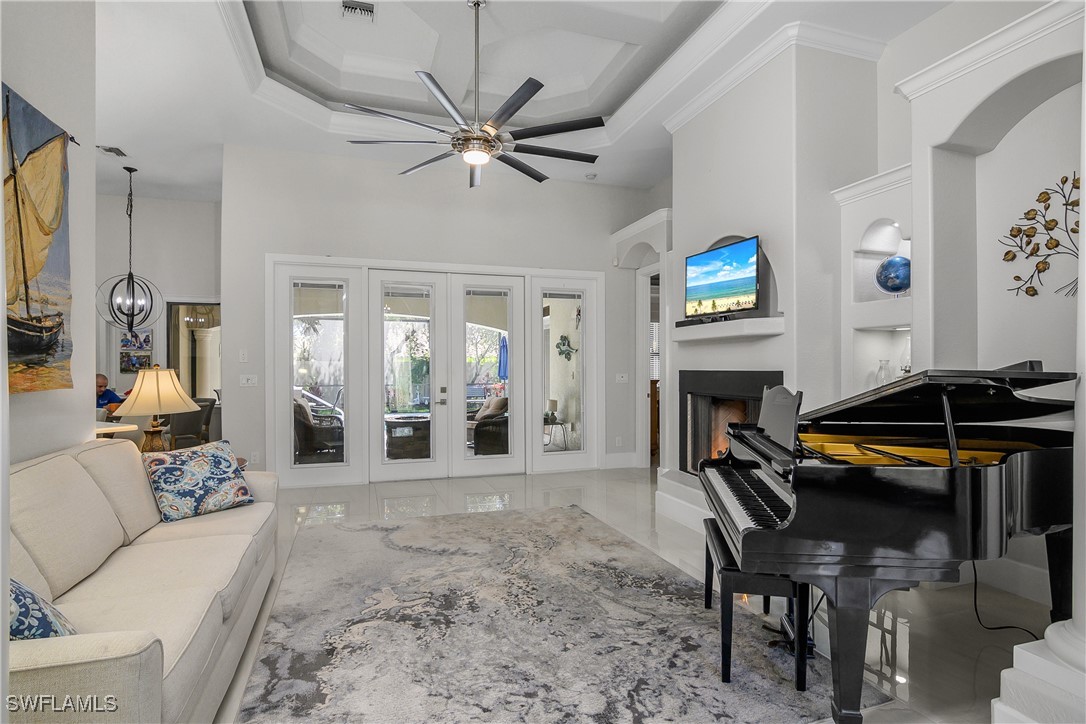 3 Bed Pool Home for Sale in Veridian, photo 3