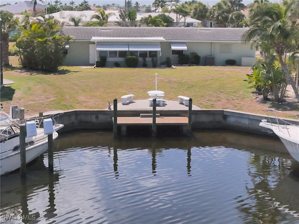 2 Bed Waterfront Home for Sale in Punta Gorda, photo 3