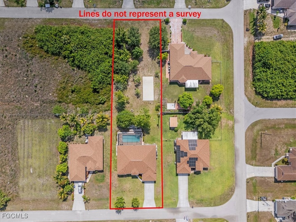 3 Bed Pool Home for Sale in Lehigh Acres, photo 3
