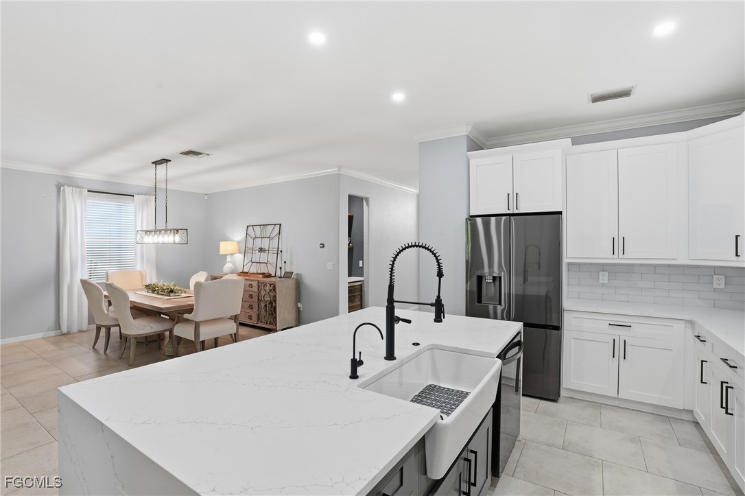 4 Bed SingleFamilyResidence for Sale in Naples, photo 3
