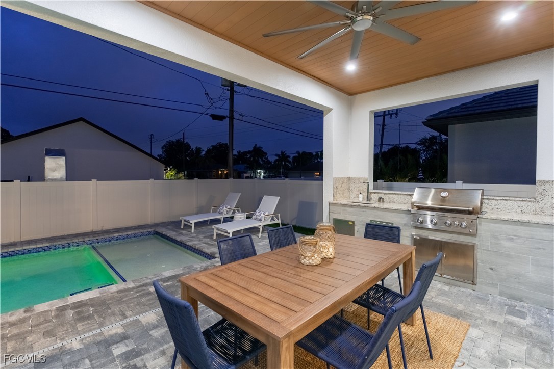 5 Bed Pool Home for Sale in Naples Park, photo 3