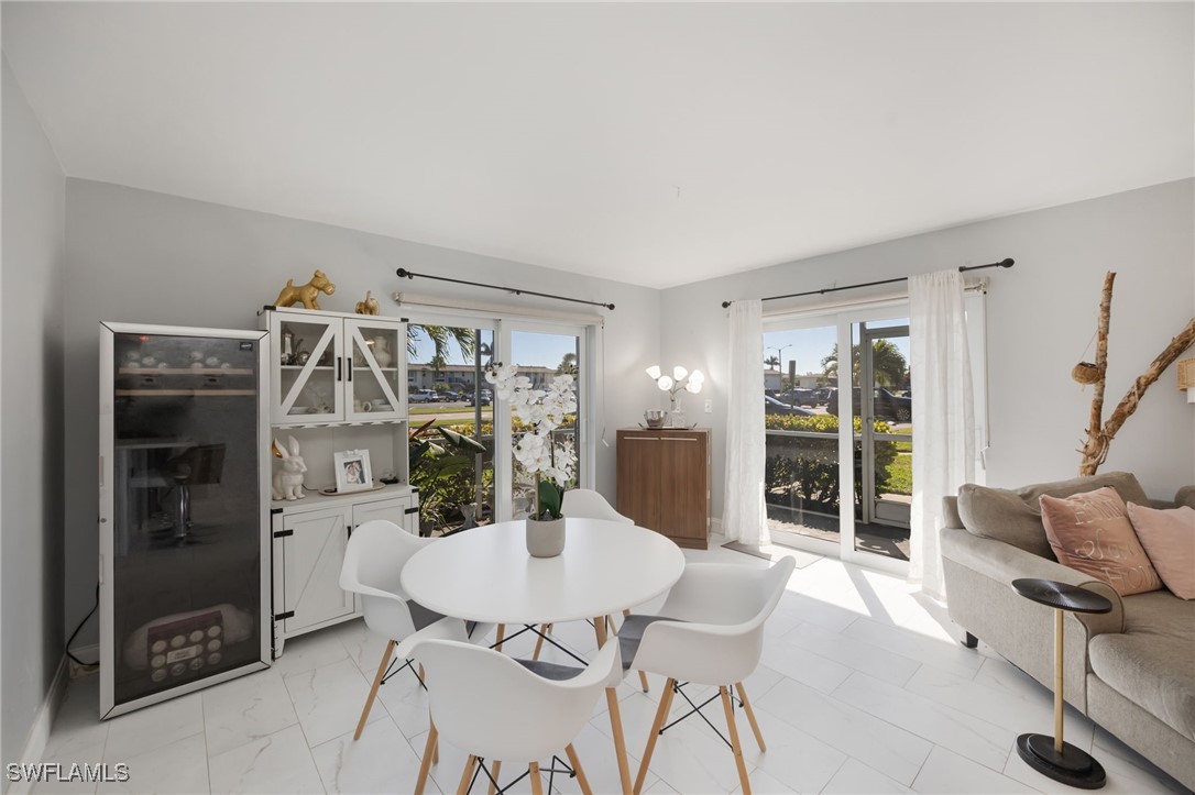 2 Bed Condominium for Sale in Naples, photo 3