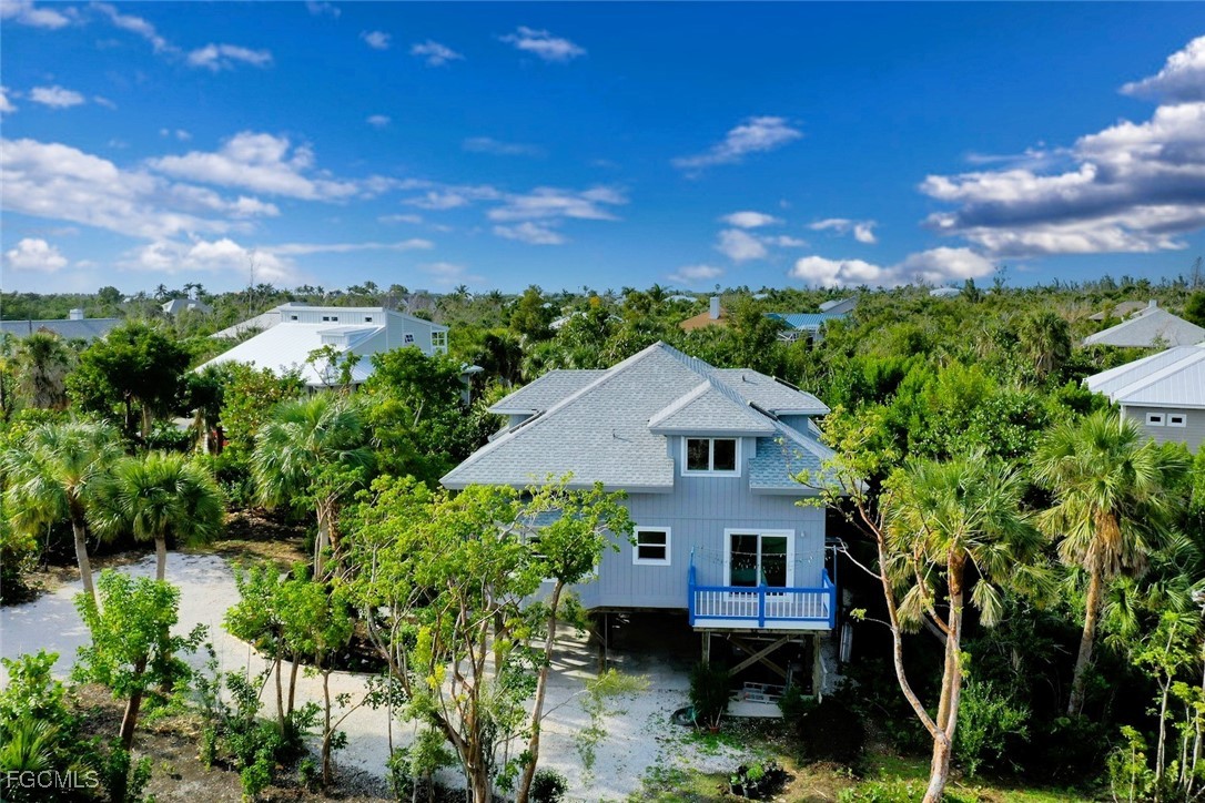 4 Bed SingleFamilyResidence for Sale in Sanibel Bayous, photo 3