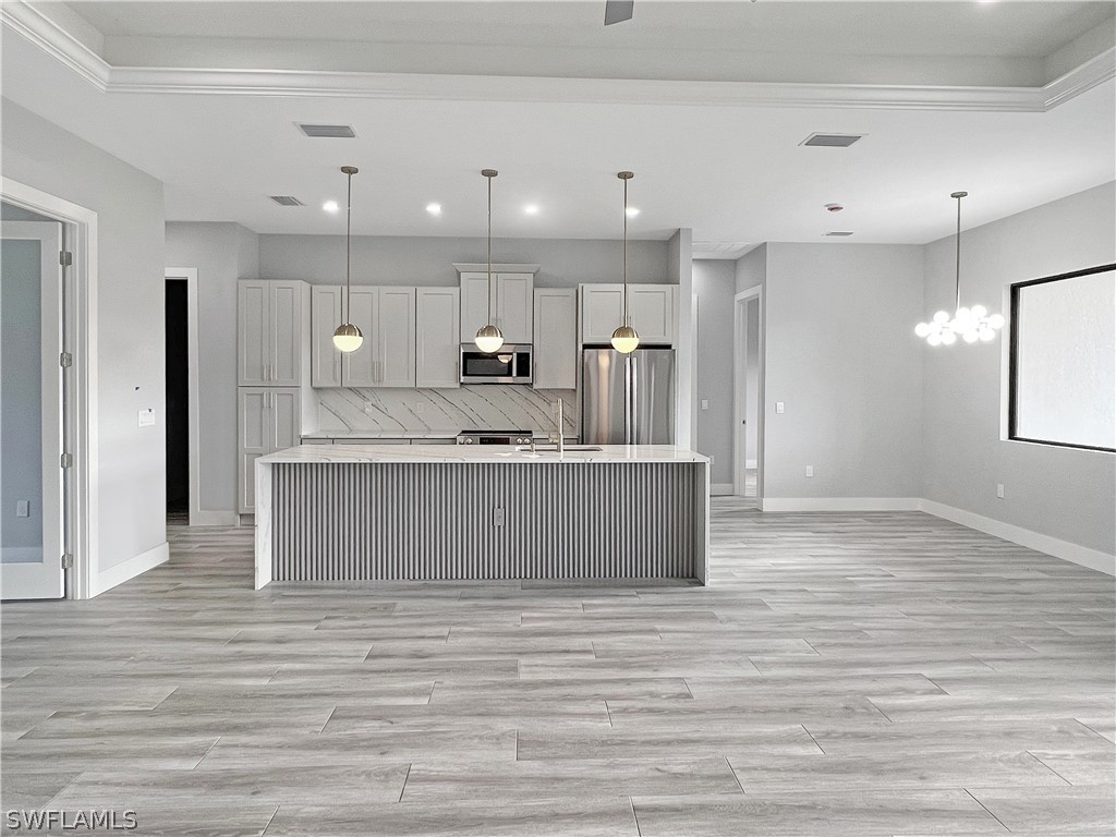 4 Bed SingleFamilyResidence for Sale in Lehigh Acres, photo 3